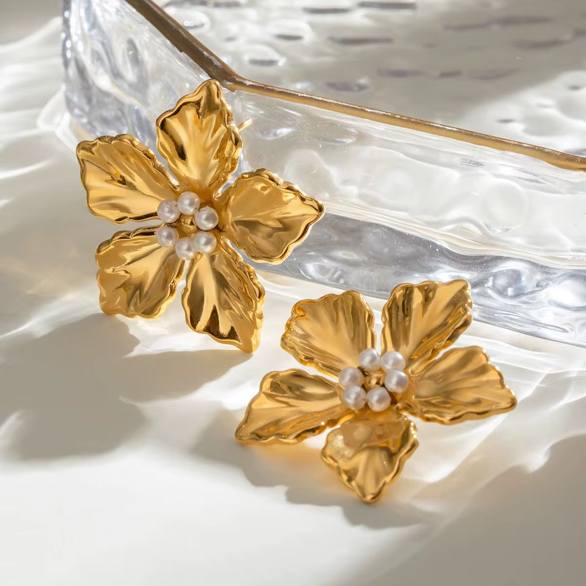 The Faith Petals earrings